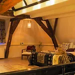 Zala\'S B&B
