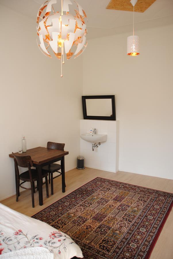 Bed & Breakfast Zala's *